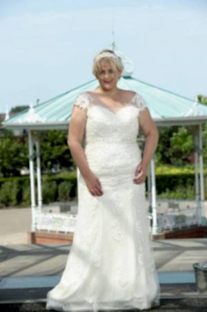 Curvy Bride