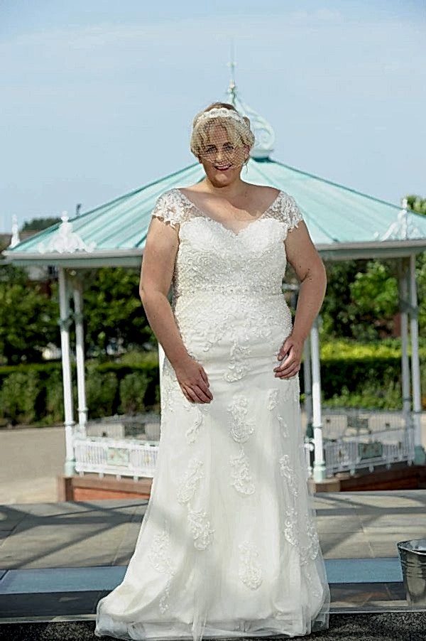 Curvy Bride