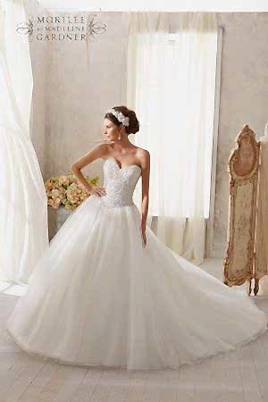 Ballgown Wedding Dress