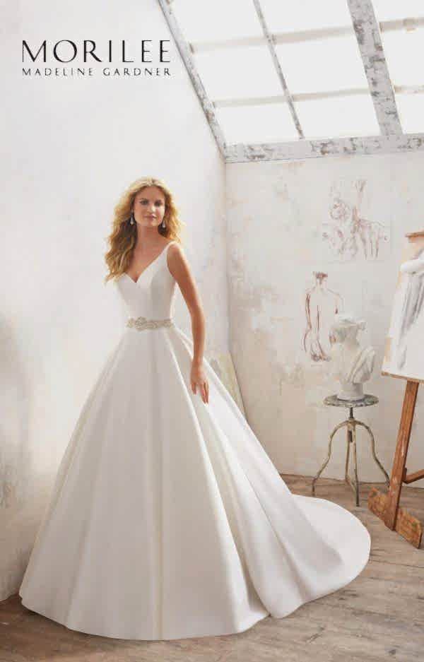 Ballgown Wedding Dresses 8123