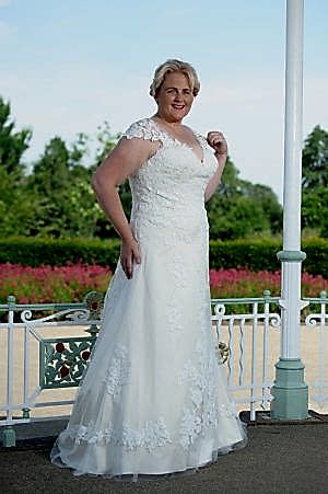 Curvy Bride